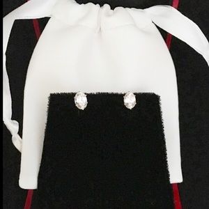 Sterling Silver & Swarovski Oval Stud Earrings 💎